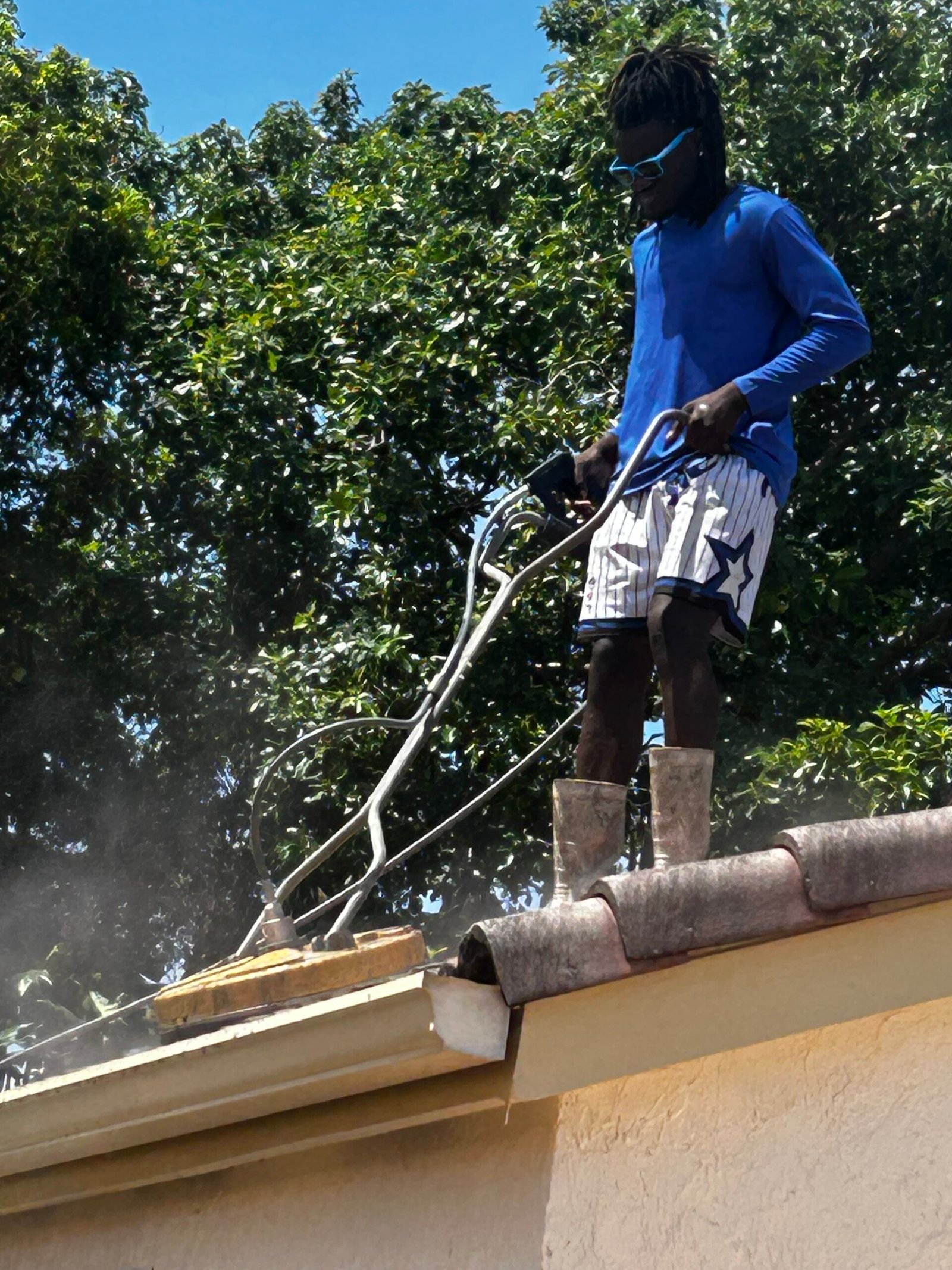 Flooring installation in Lake worth Fl Pressure washing service in Lake Worth Florida